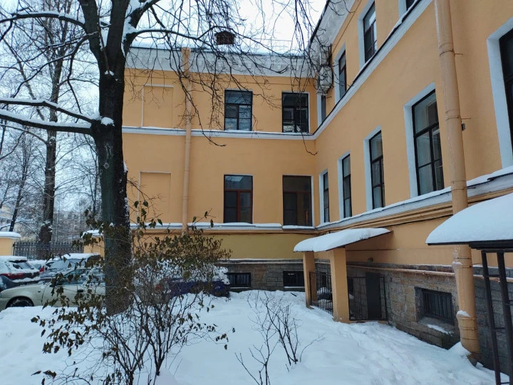 Нежилое помещение 10,3 кв.м, расположенное по адресу: Санкт-Петербург, Кирочная ул, дом 37, лит. А, пом. 5-Н